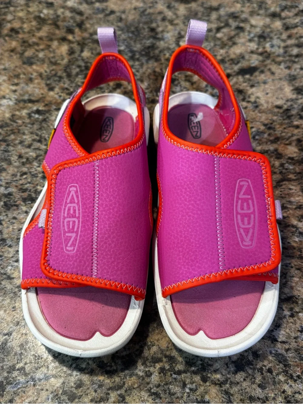 Keen Knotch River Open Toe Sandals Youth Size 2 Pink Magenta Girl’s Waterproof